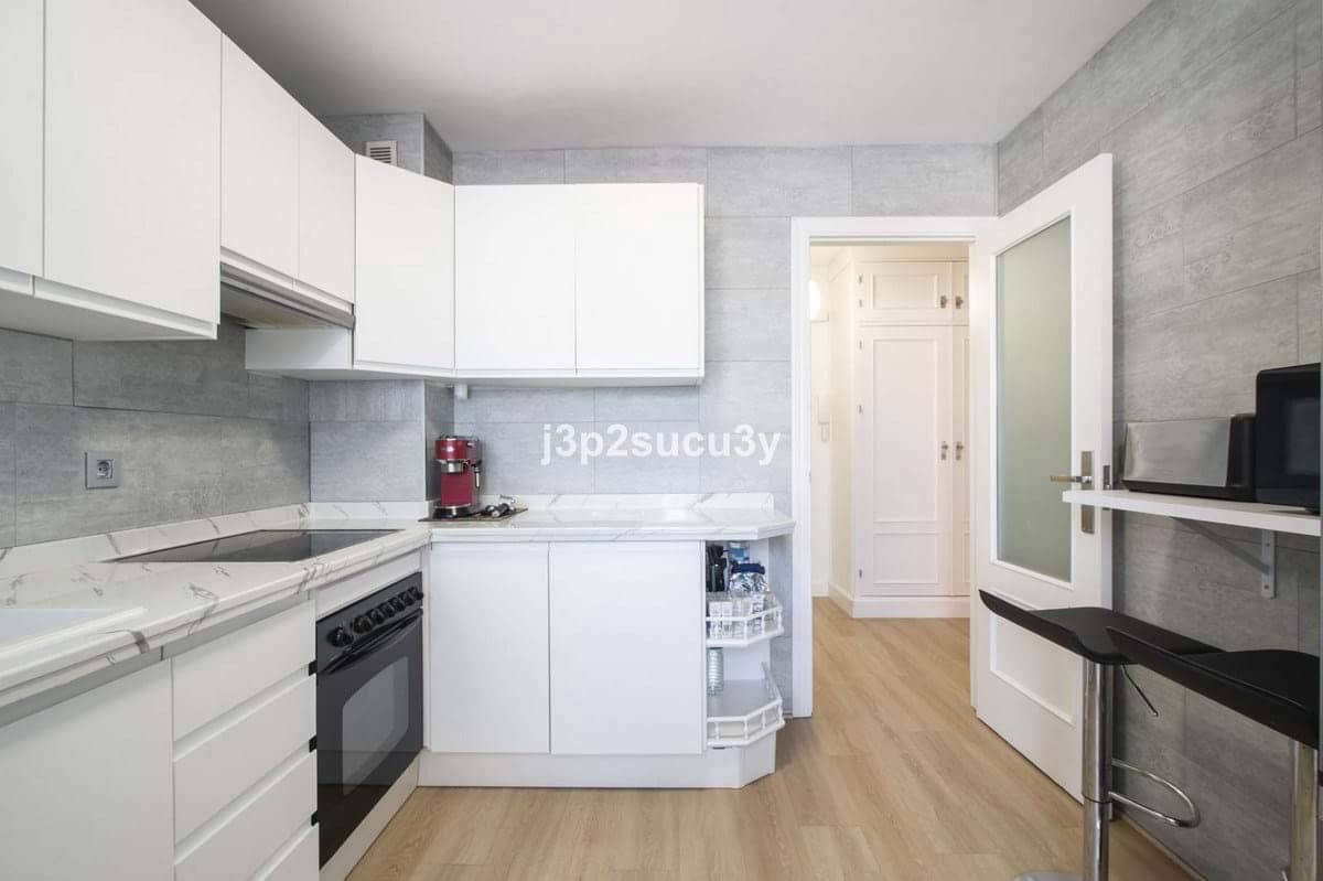 Apartamento de 3 habitaciones en Marbella en venta con garaje - 436.500 € (Ref: 9353019)