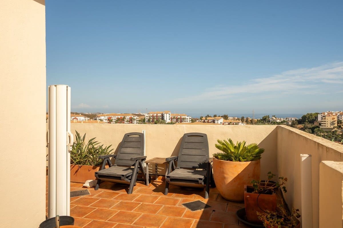 3 bedroom Apartment for sale in Mijas with pool garage - € 429,000 (Ref: 9353023)