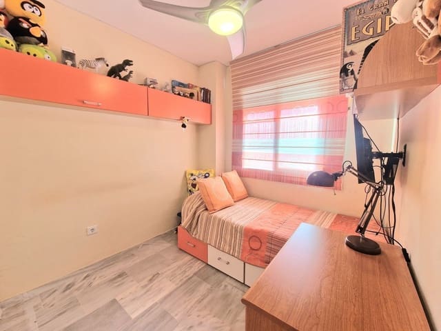 Apartamento de 3 habitaciones en Mijas en venta con piscina garaje - 350.000 € (Ref: 9353126)