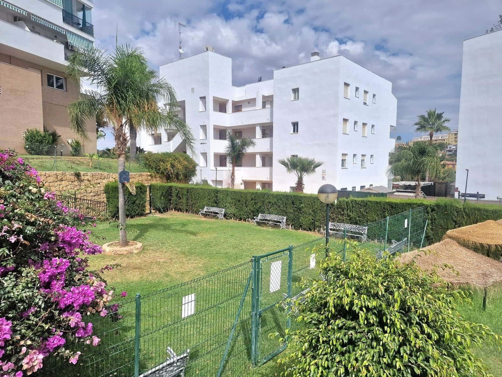3 bedroom Apartment for sale in Mijas with pool garage - € 350,000 (Ref: 9353126)