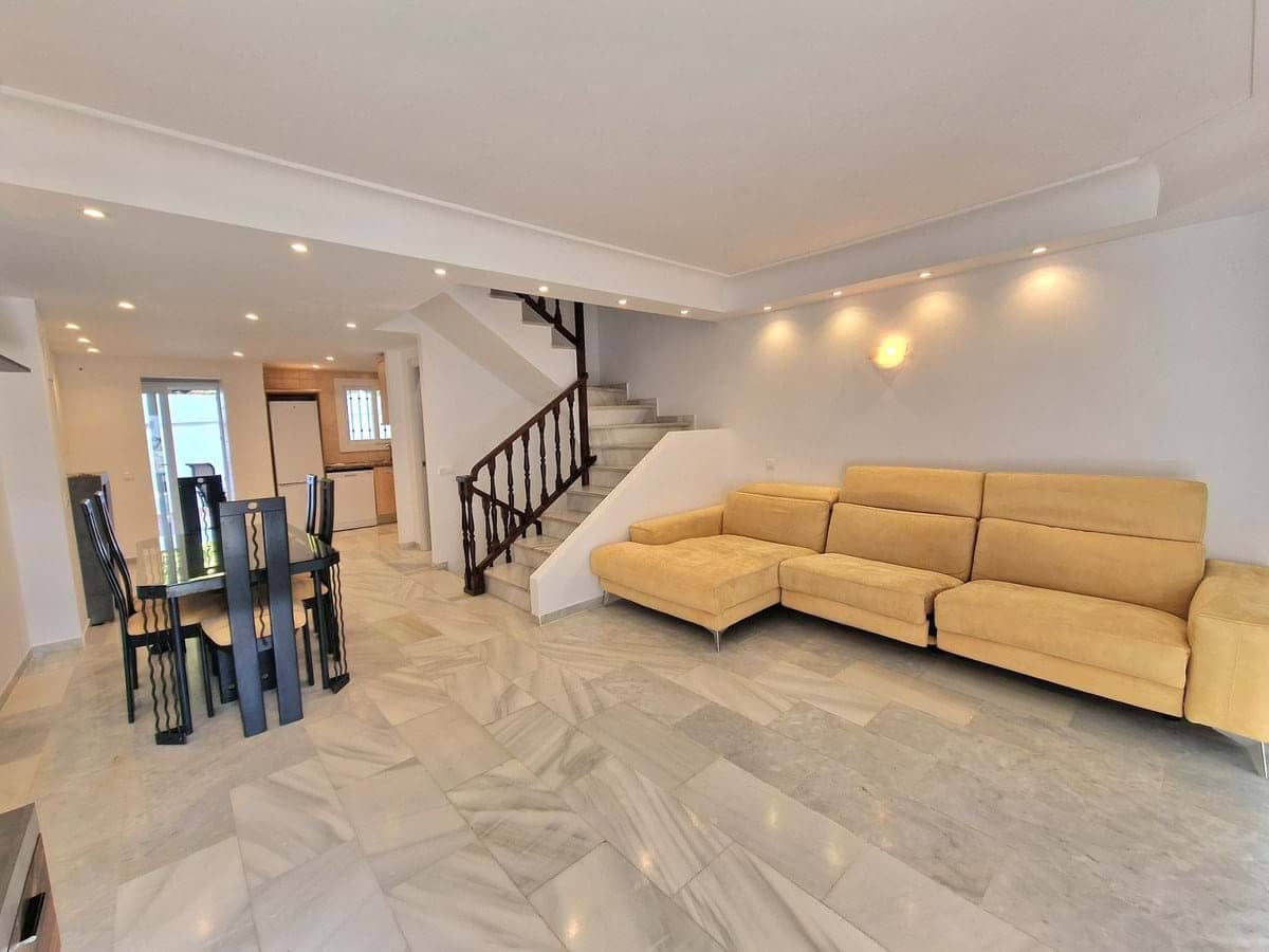 Casa de 3 habitaciones en Mijas en venta con piscina garaje - 450.000 € (Ref: 9353127)