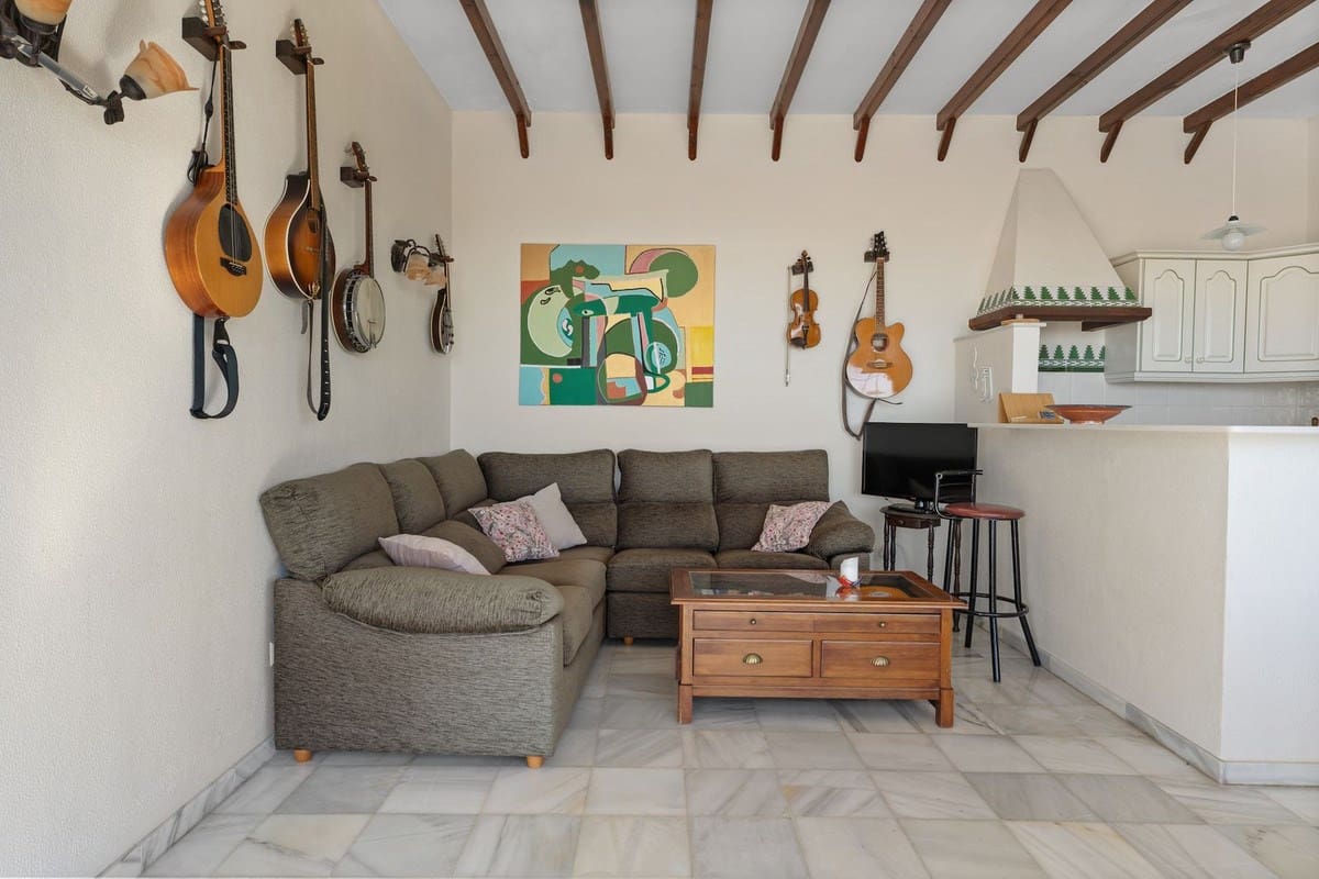 2 bedroom Apartment for sale in Mijas with pool garage - € 345,000 (Ref: 9392023)