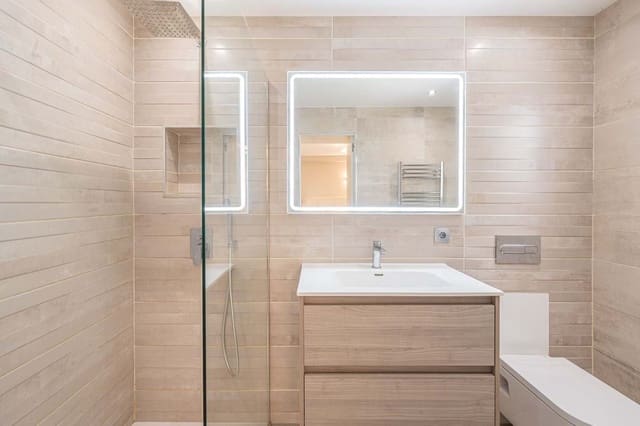 3 bedroom Townhouse for sale in Fuengirola with pool - € 525,000 (Ref: 9400037)