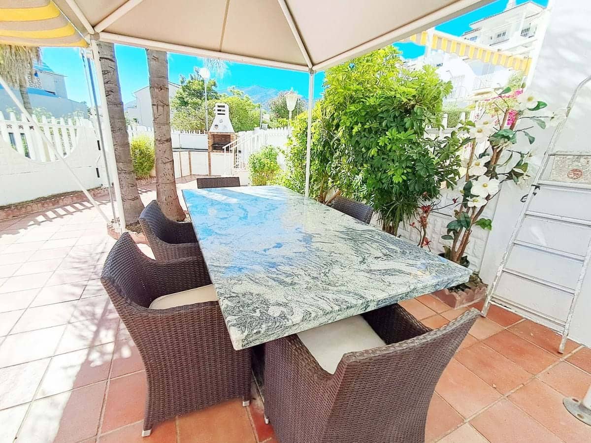 Chalet de 5 habitaciones en Benalmádena en venta con piscina garaje - 650.000 € (Ref: 9400041)
