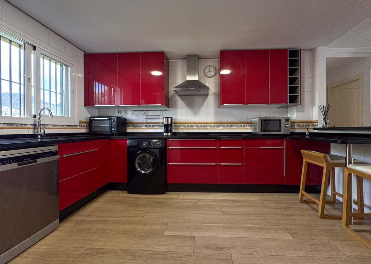 2 makuuhuone Huoneisto myytävänä paikassa Benalmadena mukana uima-altaan 
autotalli - 365 000 € (Ref: 9400042)