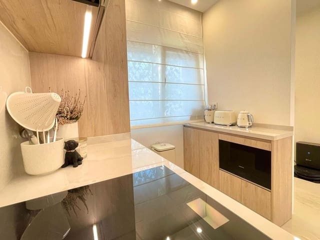 Casa de 2 habitaciones en Fuengirola en venta - 595.000 € (Ref: 9413274)