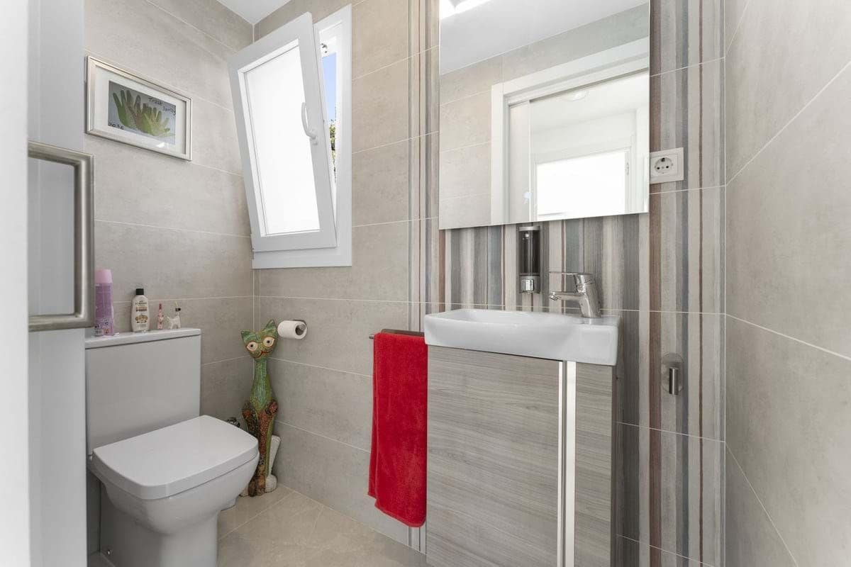 Chalet de 3 habitaciones en Mijas en venta con piscina garaje - 795.000 € (Ref: 9413276)