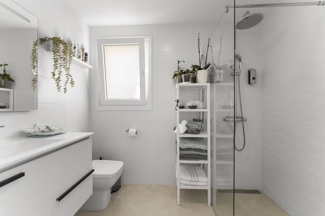 Chalet de 3 habitaciones en Mijas en venta con piscina garaje - 795.000 € (Ref: 9413276)