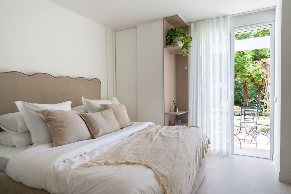 3 Zimmer Apartment zu verkaufen in Marbella mit Pool Garage - 695.000 € (Ref: 9413280)