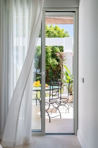 3 Zimmer Apartment zu verkaufen in Marbella mit Pool Garage - 695.000 € (Ref: 9413280)