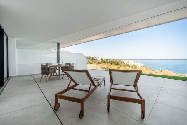 Apartamento de 2 habitaciones en Fuengirola en venta con piscina garaje - 1.150.000 € (Ref: 9413281)