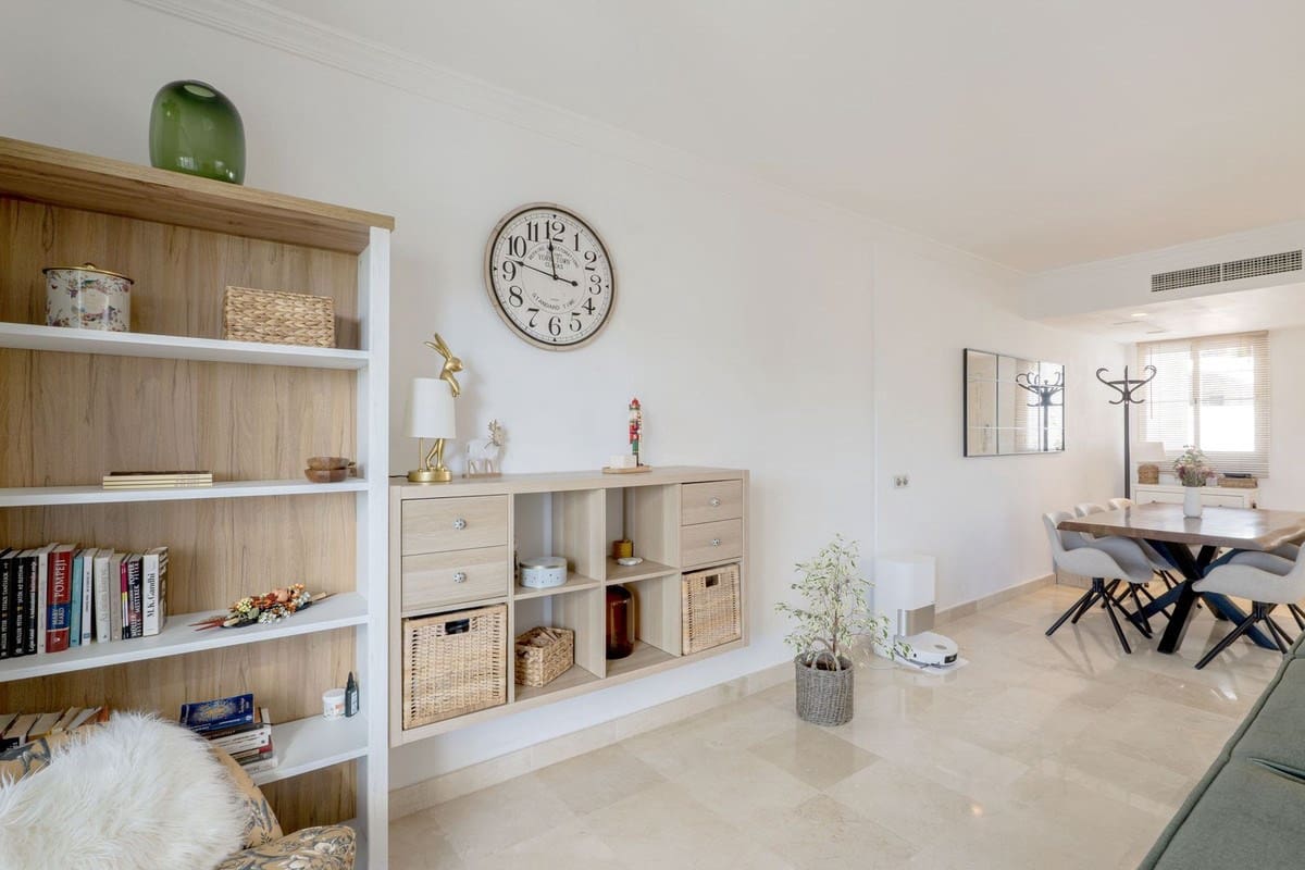 4 soverom Villa til salgs i Marbella med svømmebasseng garasje - € 920 000 (Ref: 9413282)