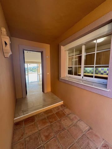 2 bedroom Apartment for sale in Marbella with pool garage - € 550,000 (Ref: 9413283)