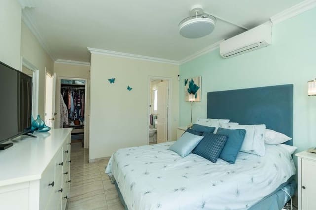 3 soveværelse Lejlighed til salg i El Paraiso, Estepona med swimmingpool garage - € 345.000 (Ref: 9413285)