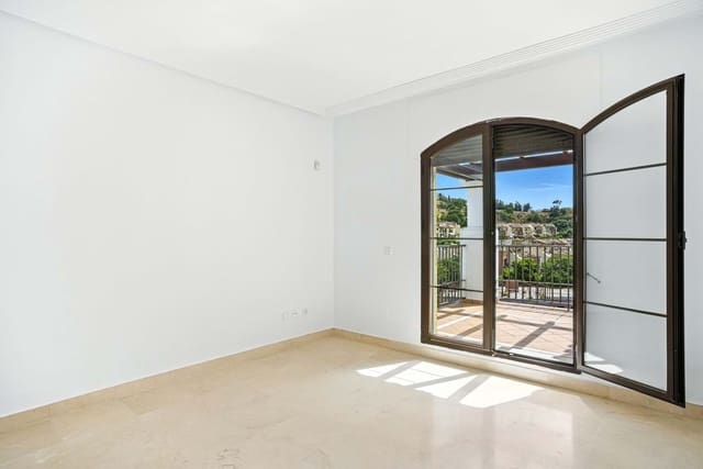 4 sypialnia Dom na sprzedaż w Marbella z basenem garażem - 810 000 € (Ref: 9413286)