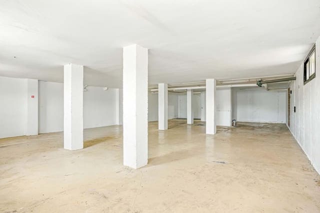 4 sypialnia Dom na sprzedaż w Marbella z basenem garażem - 810 000 € (Ref: 9413286)