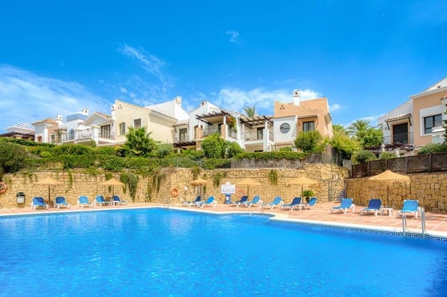 4 sypialnia Dom na sprzedaż w Marbella z basenem garażem - 810 000 € (Ref: 9413286)