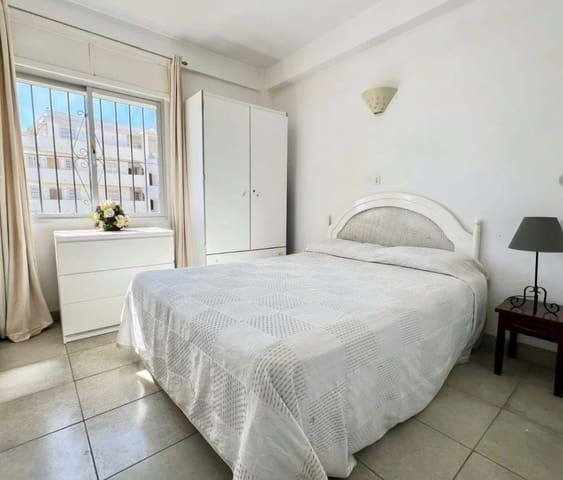 Apartamento de 3 habitaciones en Benalmádena en venta con piscina garaje - 335.000 € (Ref: 9429125)