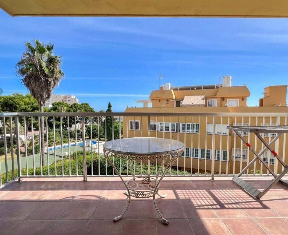 3 bedroom Apartment for sale in Benalmadena with pool garage - € 335,000 (Ref: 9429125)