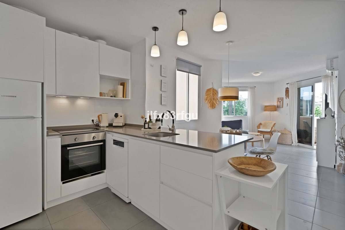 2 bedroom Apartment for sale in Mijas with pool garage - € 299,000 (Ref: 9438560)