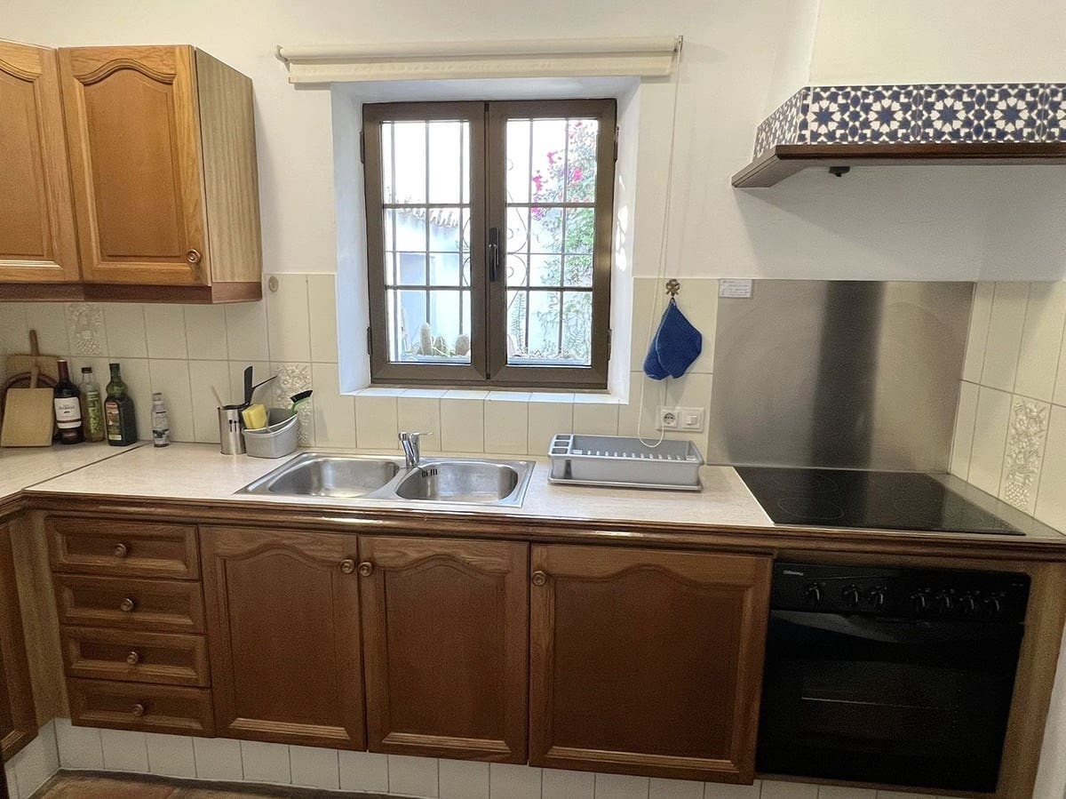 2 bedroom Townhouse for sale in Mijas - € 350,000 (Ref: 9438562)