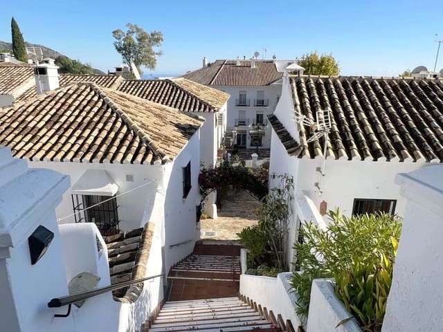 2 bedroom Townhouse for sale in Mijas - € 350,000 (Ref: 9438562)