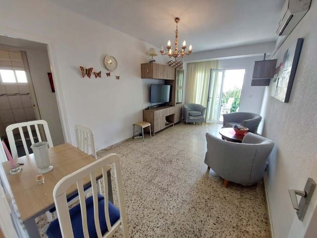 2 bedroom Apartment for sale in Benalmádena with pool garage - € 250,000 (Ref: 9438567)