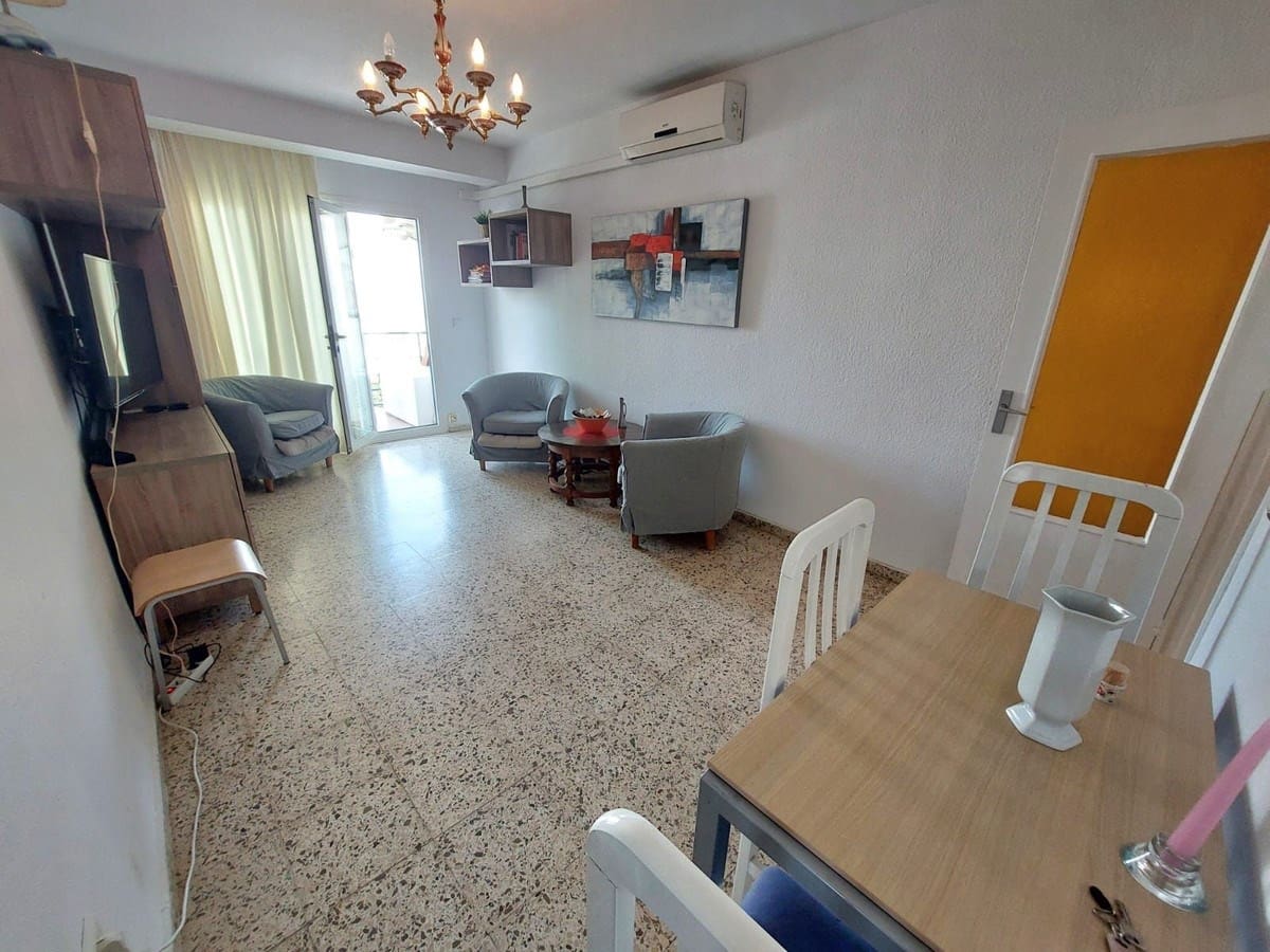 2 bedroom Apartment for sale in Benalmadena with pool garage - € 250,000 (Ref: 9438567)