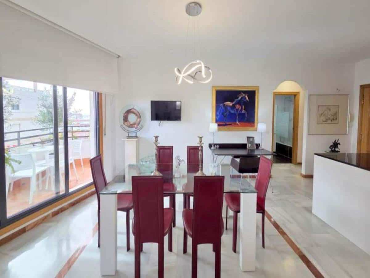 2 soverom Leilighet til salgs i San Luis de Sabinillas med svømmebasseng garasje - € 269 000 (Ref: 9438569)