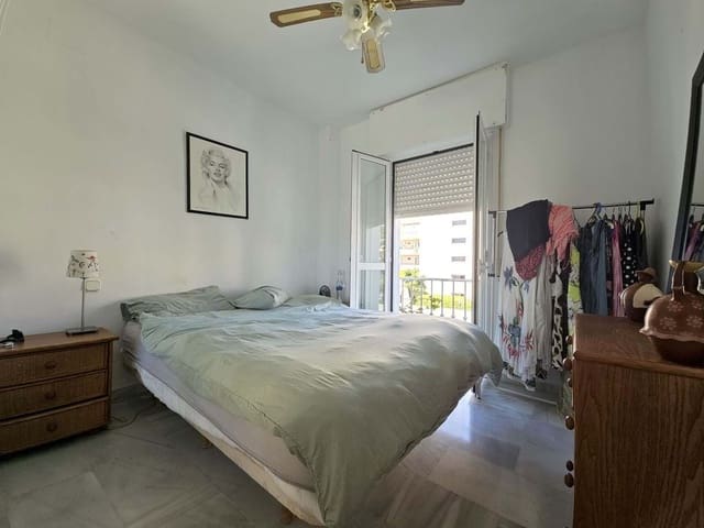 3 sypialnia Dom na sprzedaż w Estepona z basenem garażem - 425 000 € (Ref: 9438570)