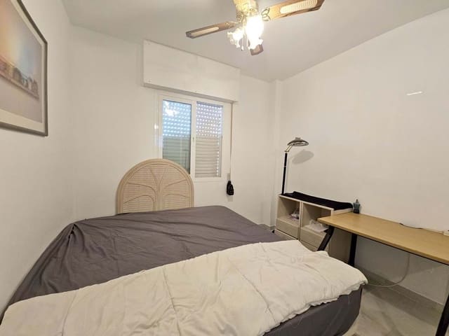 3 sypialnia Dom na sprzedaż w Estepona z basenem garażem - 425 000 € (Ref: 9438570)