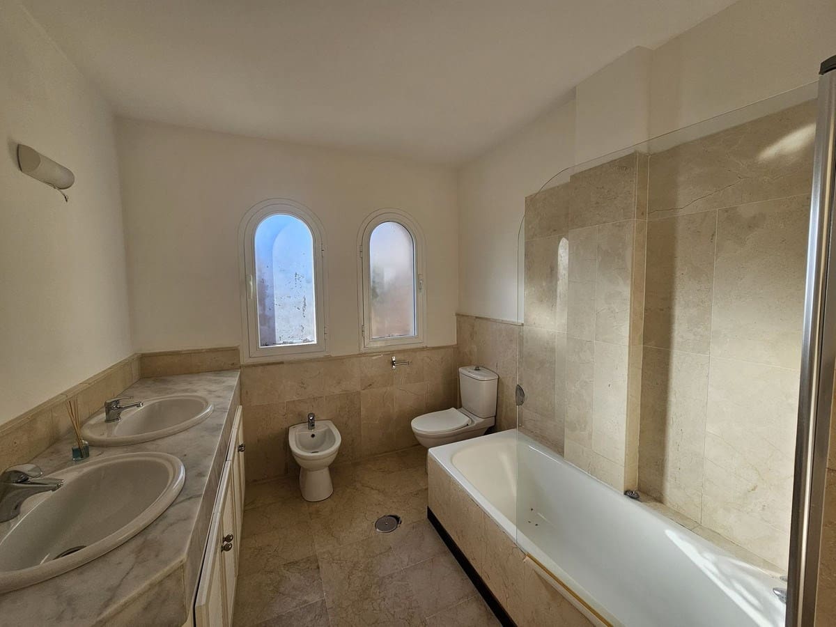 3 Zimmer Villa zu verkaufen in Mijas mit Pool Garage - 388.000 € (Ref: 9438574)