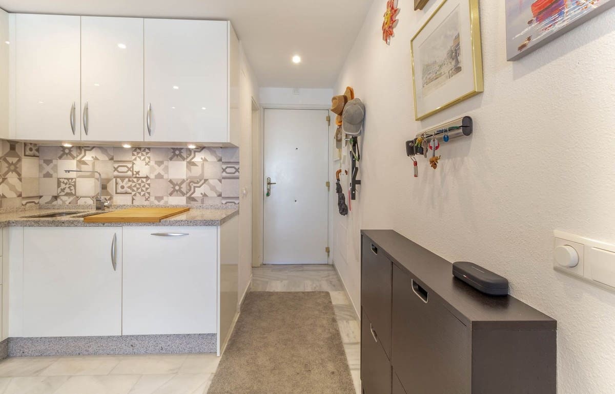 2 bedroom Apartment for sale in Mijas with pool garage - € 325,000 (Ref: 9470725)