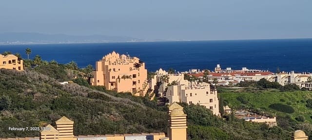 2 sovrum Lägenhet till salu i La Duquesa / Puerto de la Duquesa, Manilva med pool garage - 298 000 € (Ref: 9471000)