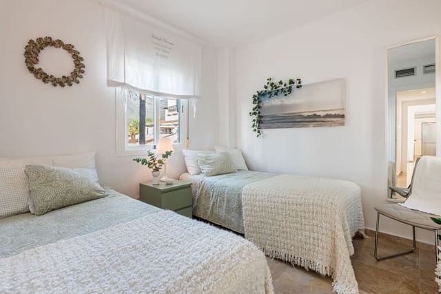 3 quarto Apartamento para venda em Marbella com piscina garagem - 589 000 € (Ref: 9471001)