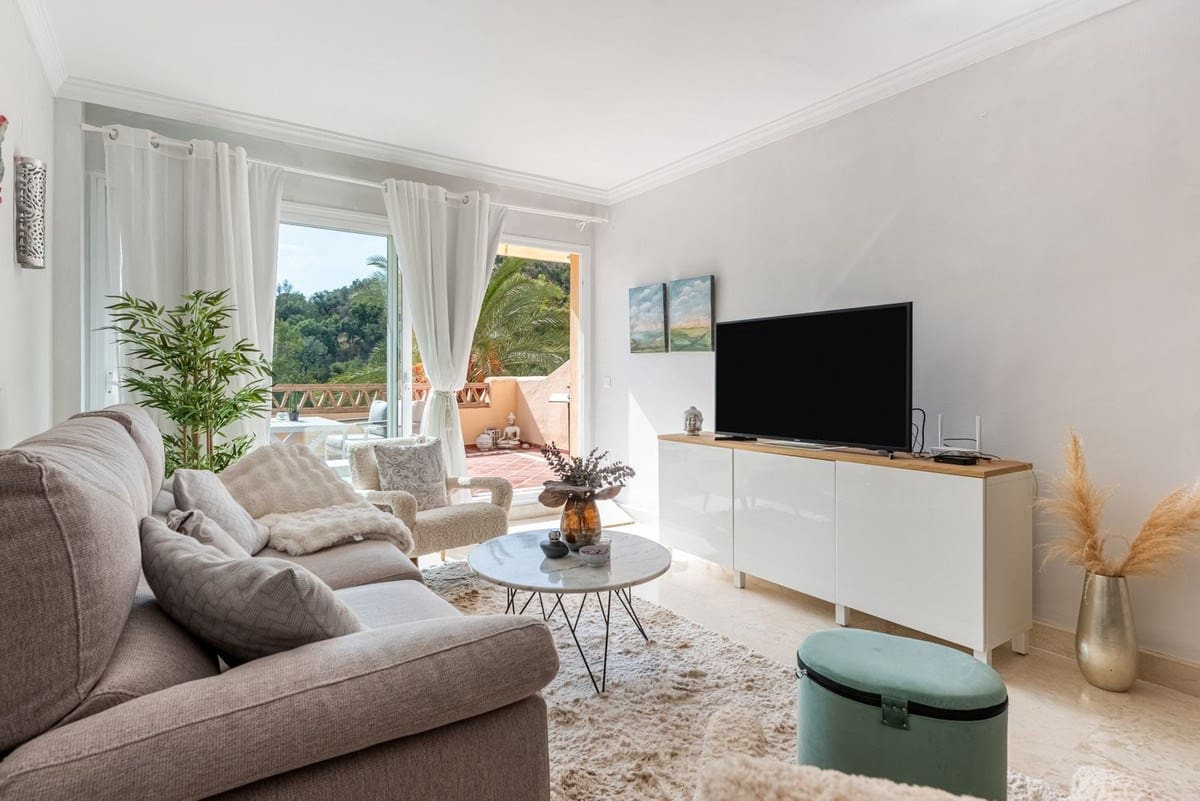 2 soveværelse Lejlighed til salg i Marbella med swimmingpool garage - € 359.000 (Ref: 9475578)