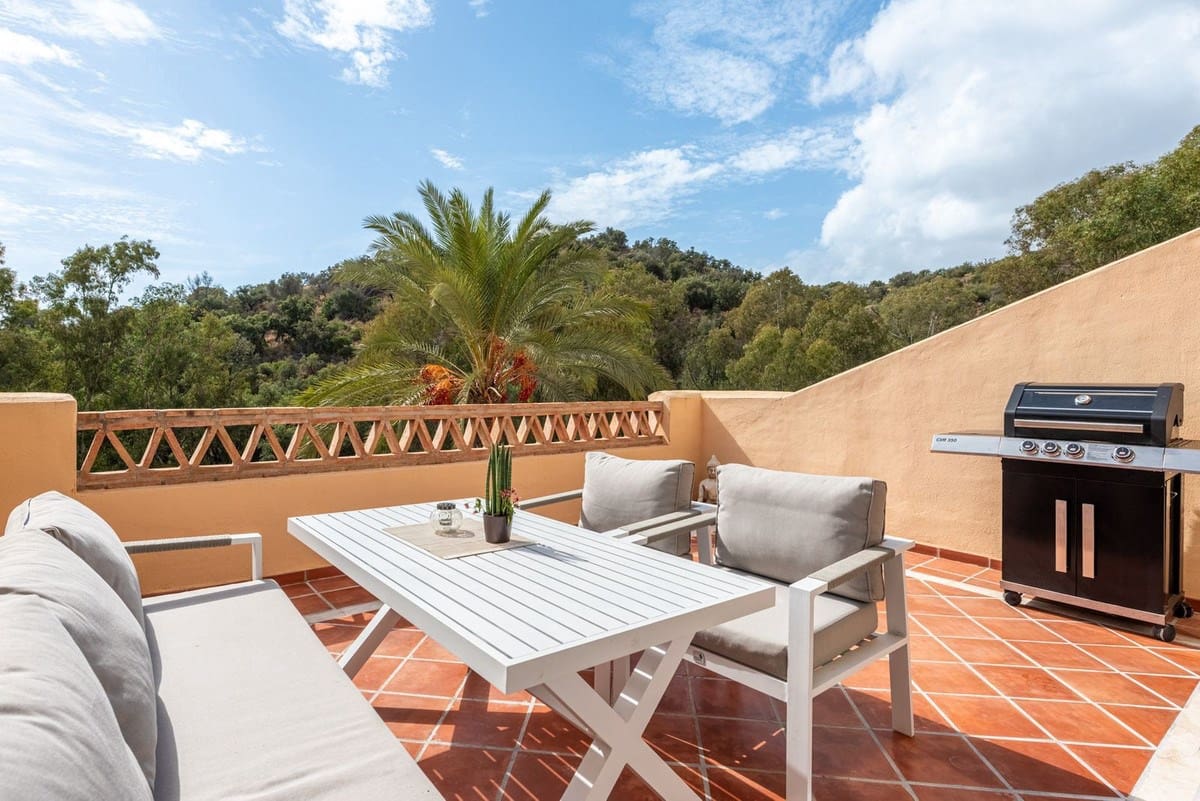 2 soveværelse Lejlighed til salg i Marbella med swimmingpool garage - € 359.000 (Ref: 9475578)