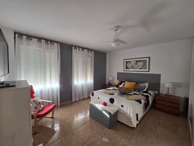 Apartamento de 3 habitaciones en Benalmádena en venta - 295.000 € (Ref: 9475583)