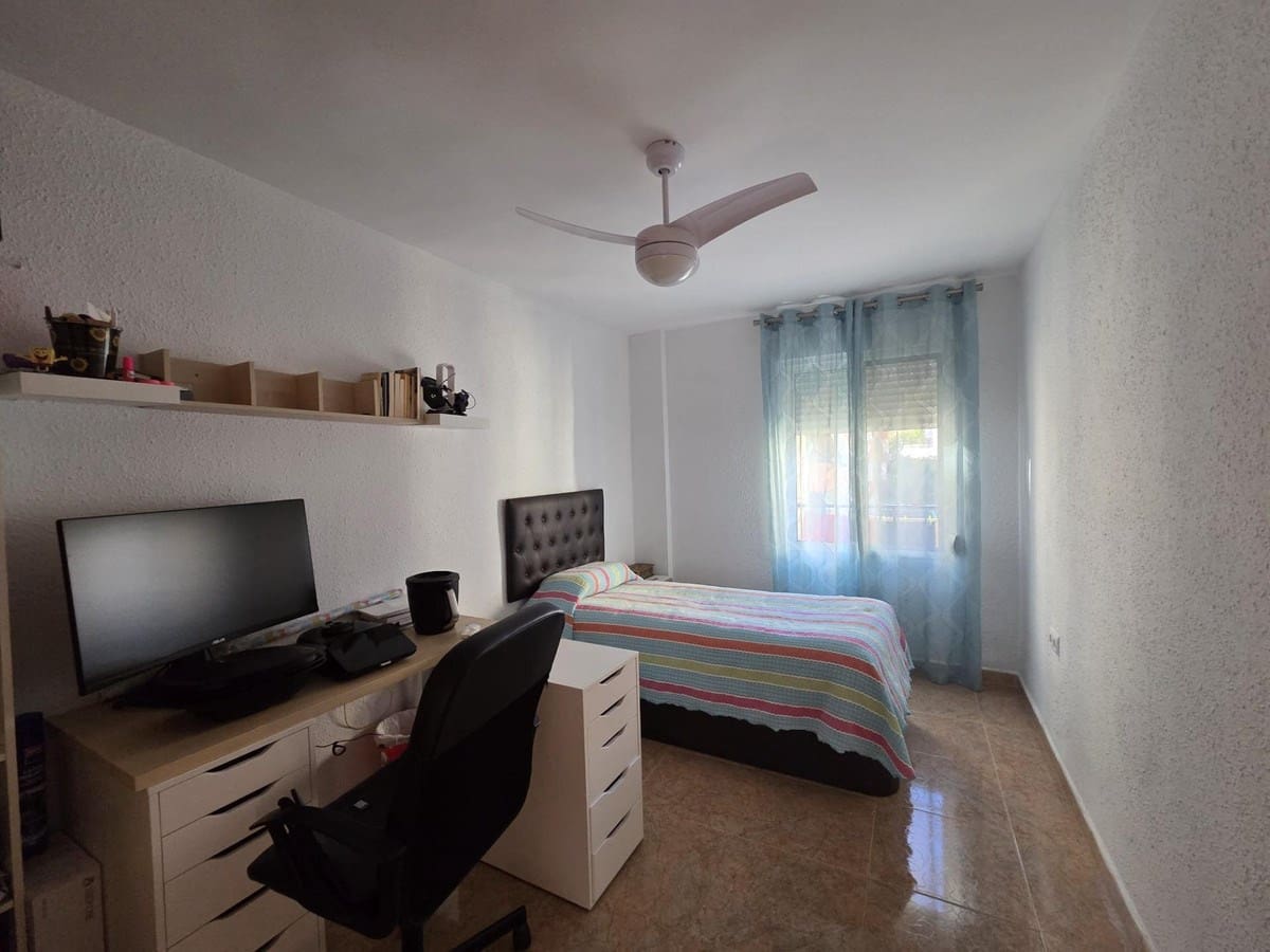 Apartamento de 3 habitaciones en Benalmádena en venta - 295.000 € (Ref: 9475583)