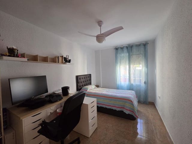 Apartamento de 3 habitaciones en Benalmádena en venta - 295.000 € (Ref: 9475583)