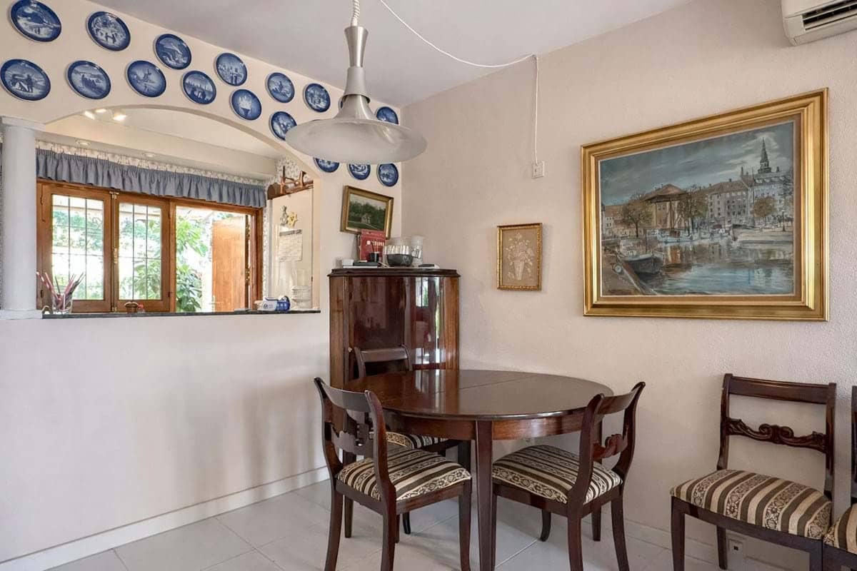 2 soverom Hus til salgs i Benalmadena med svømmebasseng garasje - € 260 000 (Ref: 9493930)