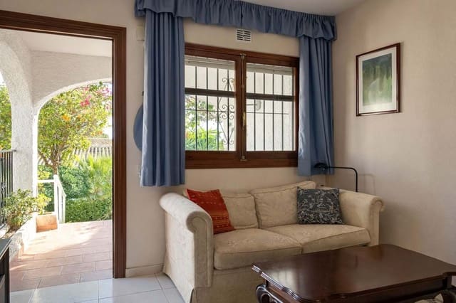 2 soverom Hus til salgs i Benalmádena med svømmebasseng garasje - € 260 000 (Ref: 9493930)