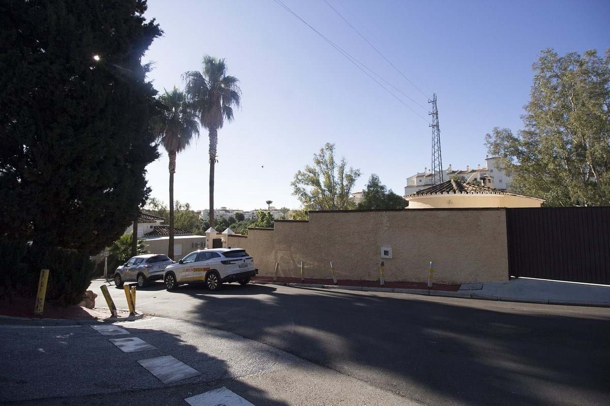 3 soveværelse Villa til salg i Benalmadena med swimmingpool garage - € 670.000 (Ref: 9550234)