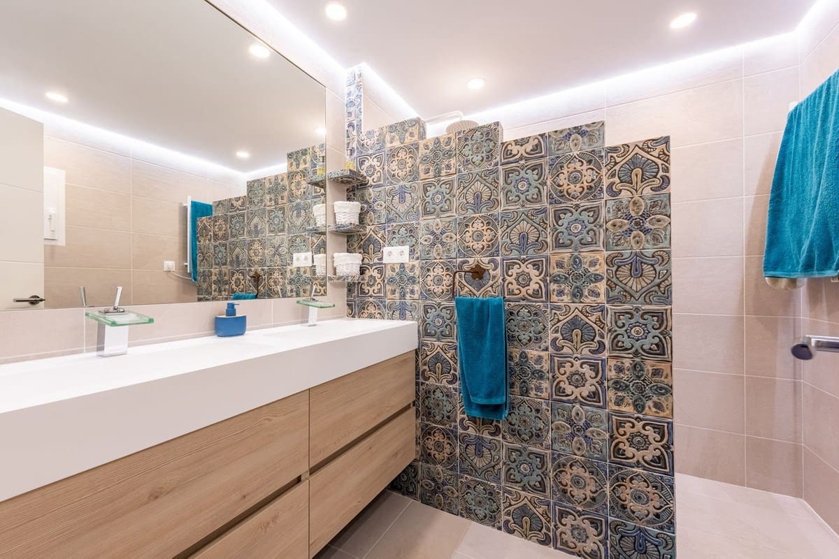 2 chambre Appartement à vendre à La Cala de Mijas avec piscine garage - 599 000 € (Ref: 9550235)
