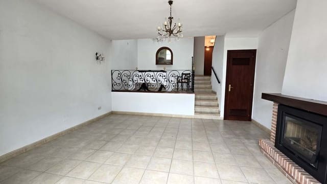 3 sypialnia Dom na sprzedaż w Mijas z basenem garażem - 359 000 € (Ref: 9872585)
