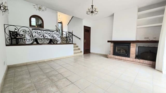 3 sypialnia Dom na sprzedaż w Mijas z basenem garażem - 359 000 € (Ref: 9872585)
