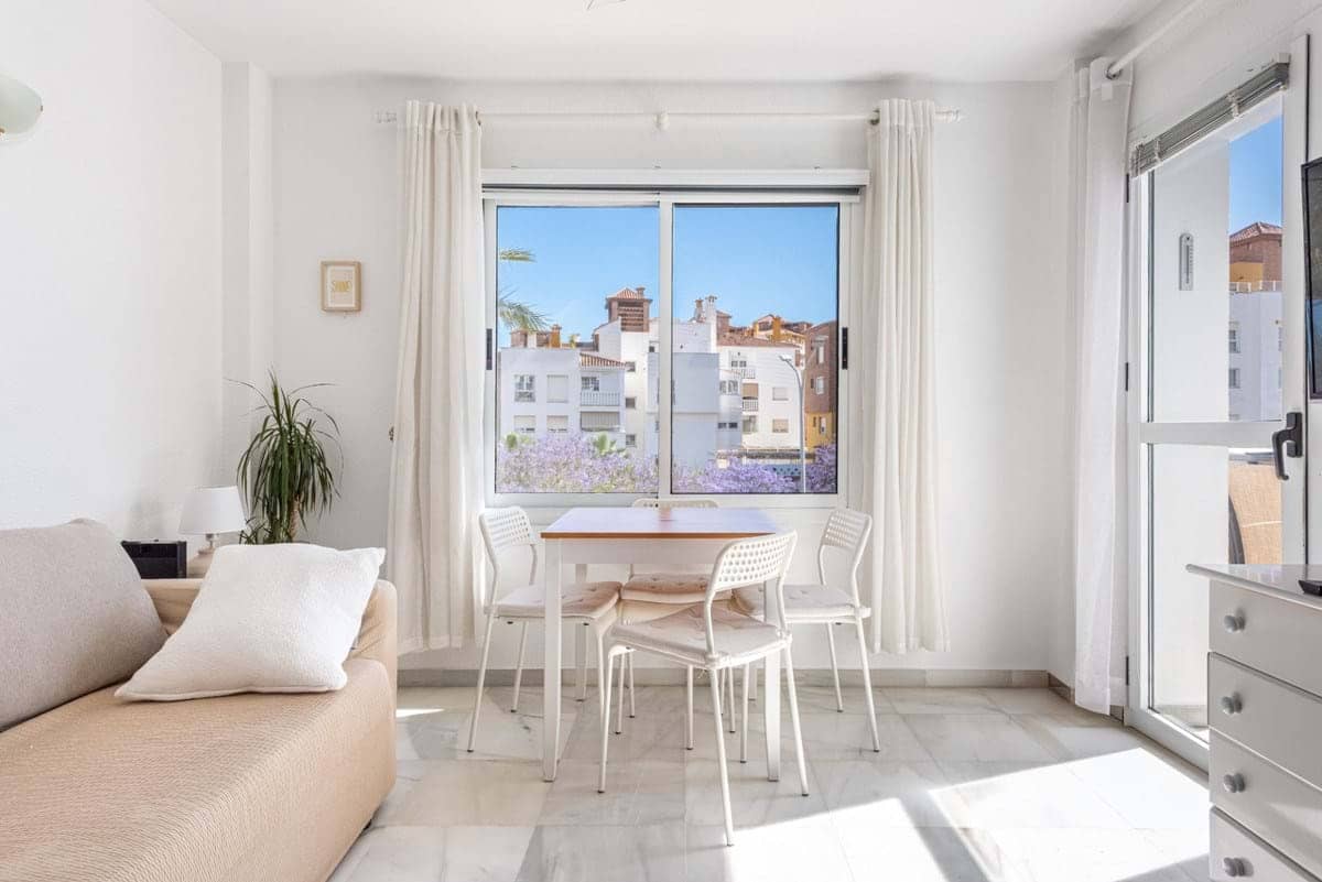 2 Zimmer Apartment zu verkaufen in Benalmadena mit Pool Garage - 364.000 € (Ref: 9872587)