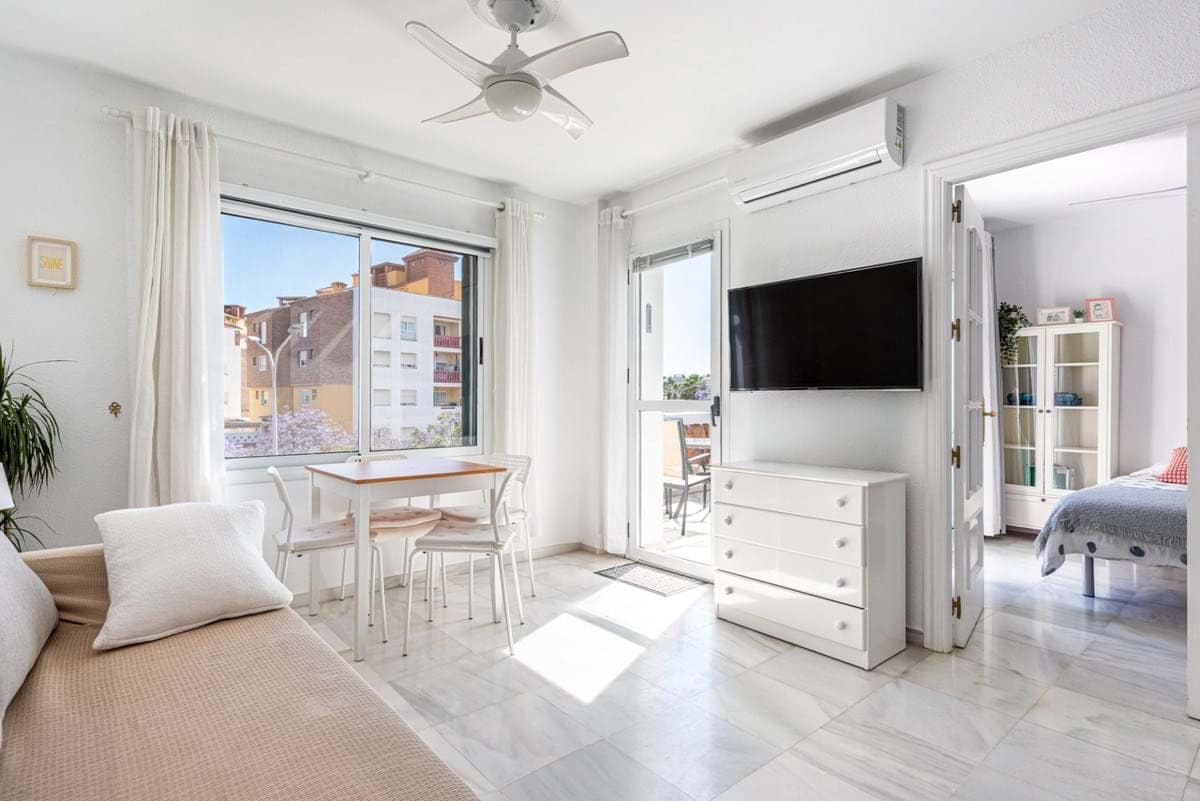 2 Zimmer Apartment zu verkaufen in Benalmadena mit Pool Garage - 364.000 € (Ref: 9872587)