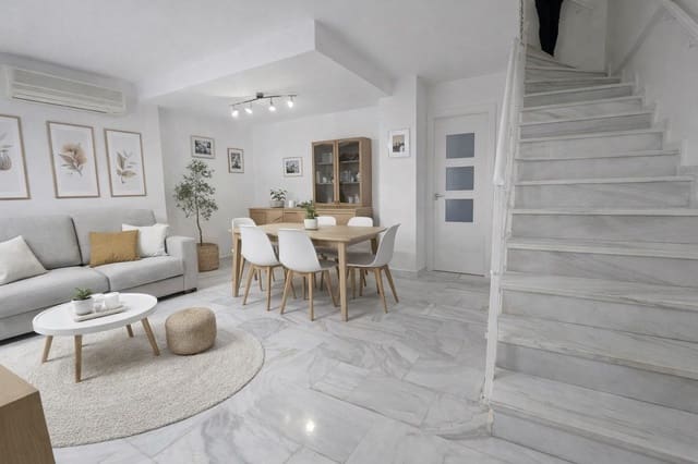 3 slaapkamer Huis te koop in Torremolinos met zwembad garage - € 420.000 (Ref: 9872589)