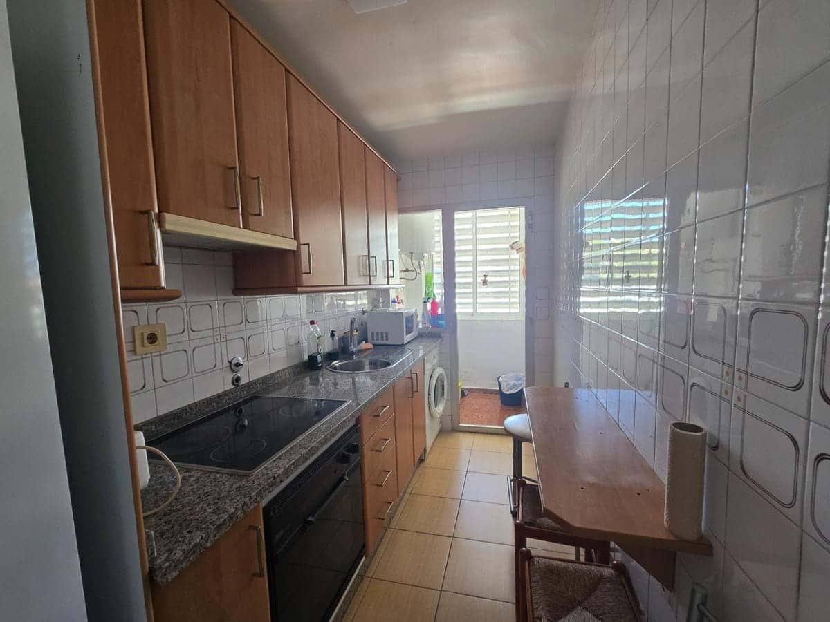 2 soveværelse Lejlighed til salg i Benalmadena med swimmingpool garage - € 325.000 (Ref: 9872599)